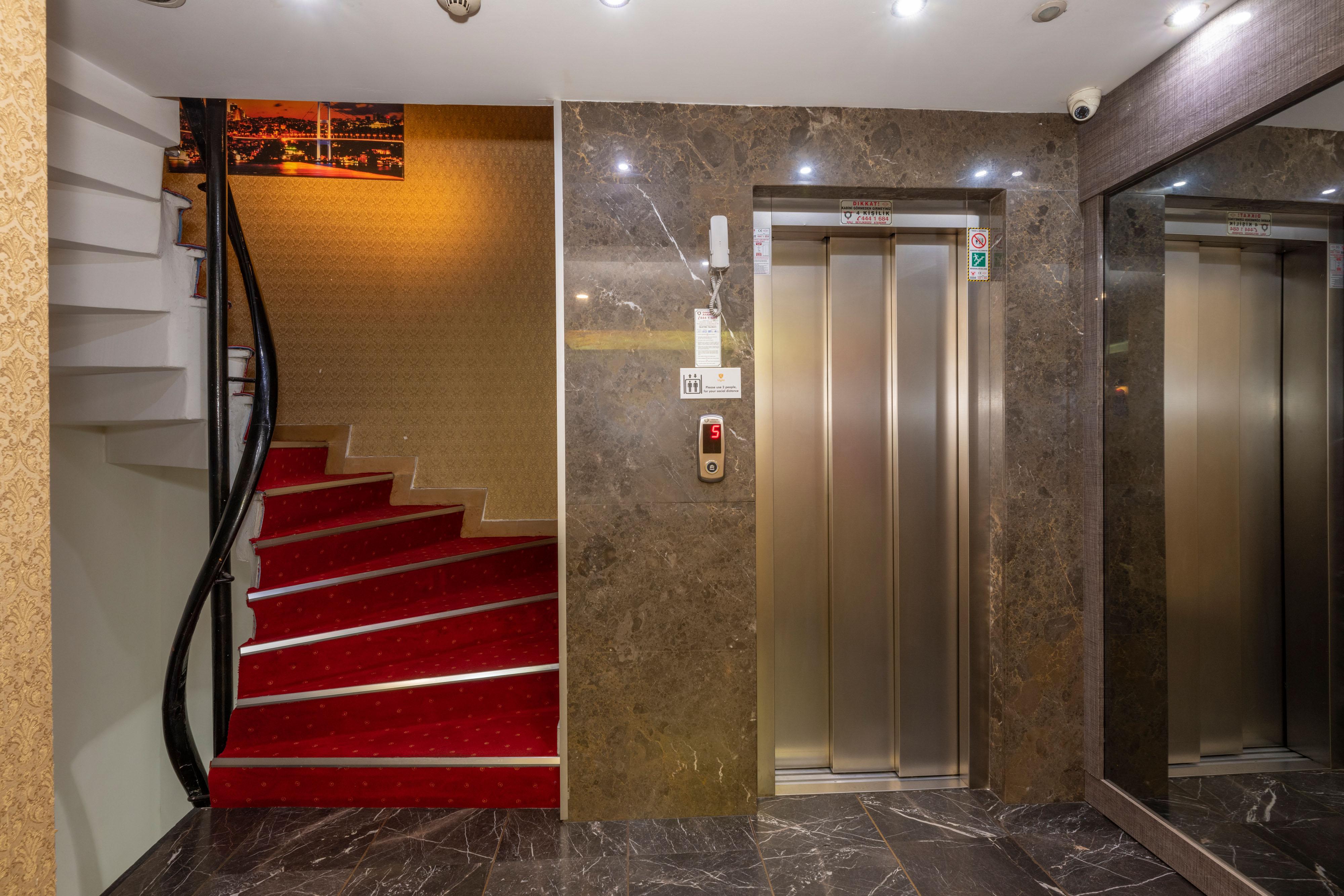 Regno Hotel Istanbul Exterior photo